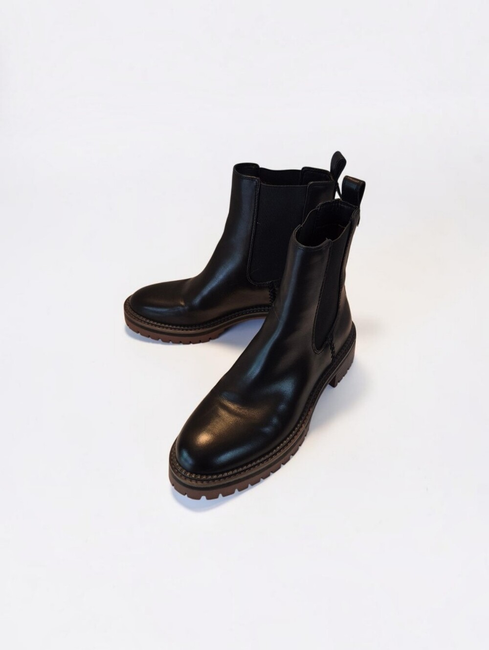 Crown Vintage CV- Gilian Black Leather Blend Ankle Boots Elastic Side Panels EUC